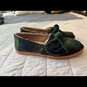 Toms Faux Shearling Lined Slip-on Sneaker size 8